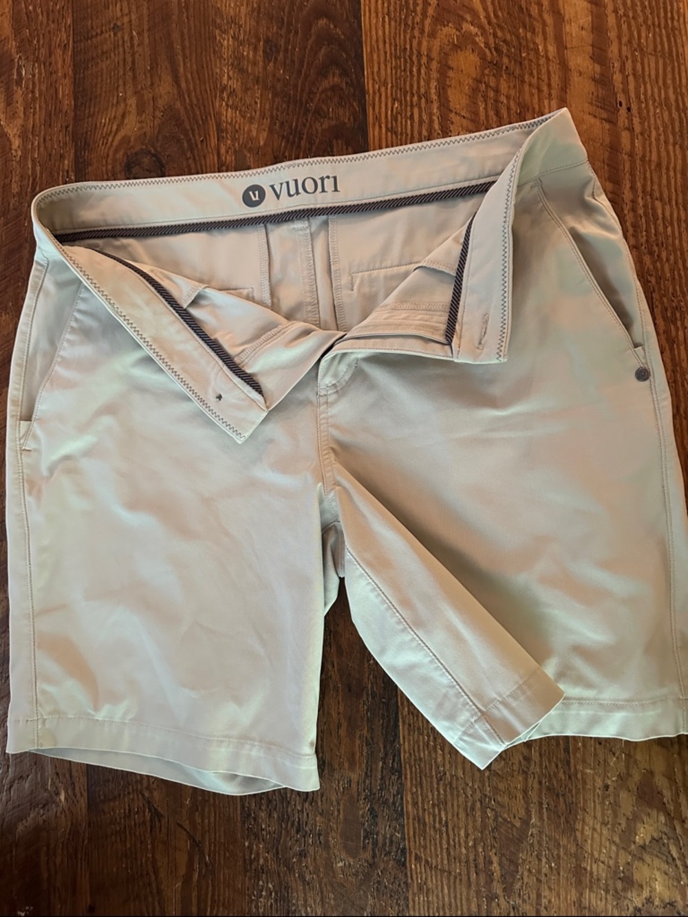 Vuori Men’s Light Beige Performance Shorts